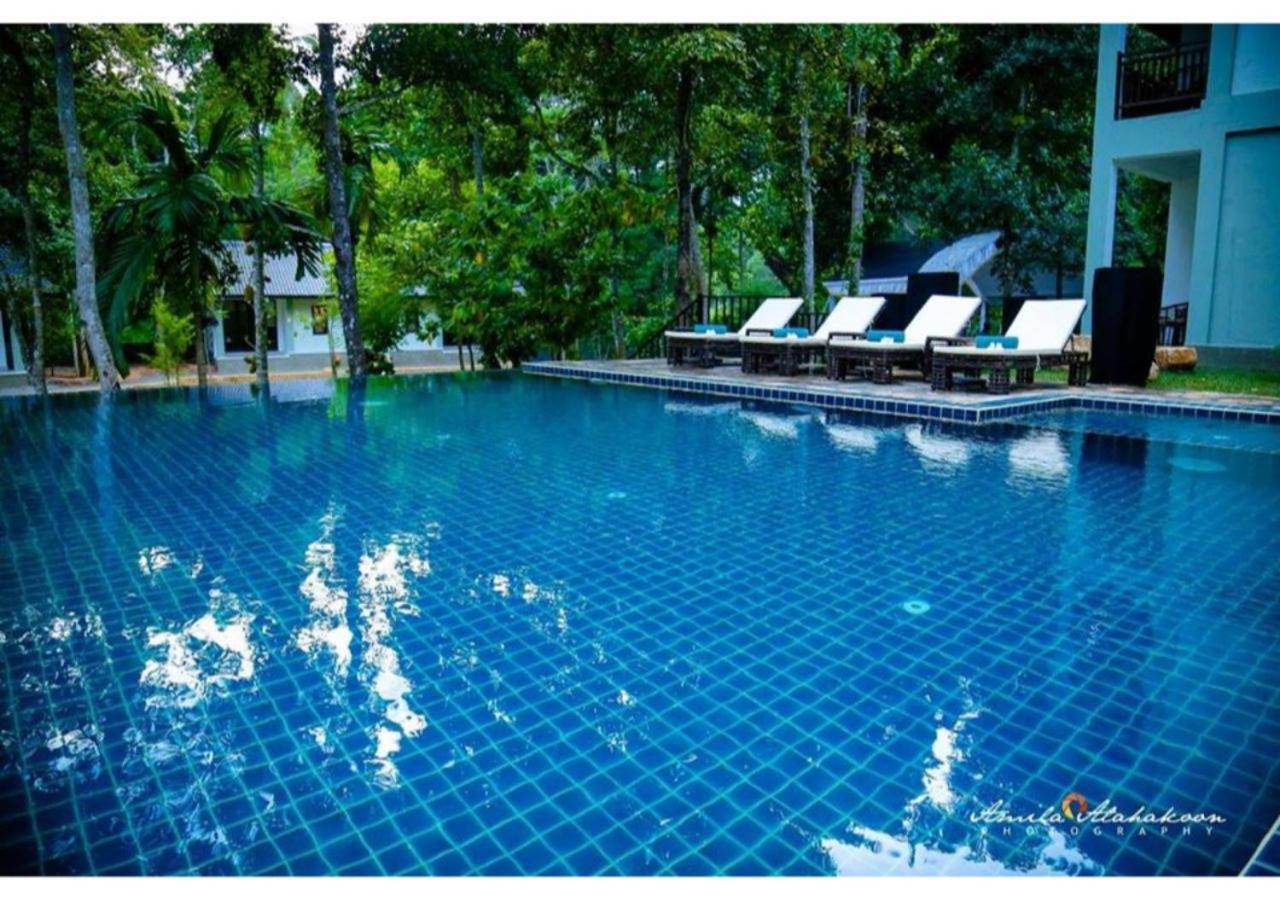 Serendib Signature Resort Digana Bagian luar foto